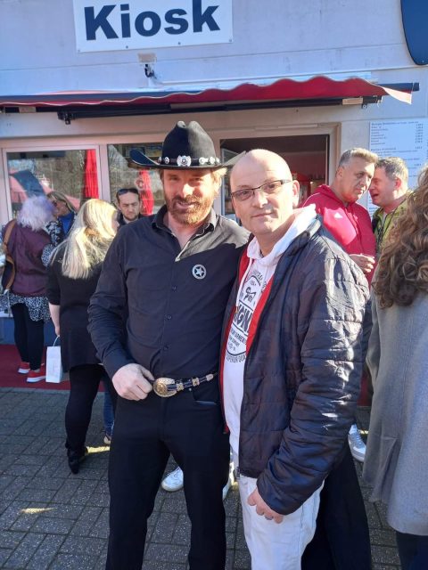 Chuck Norris Double bei der Charity Veranstaltung in Hilden für die Ukraine.