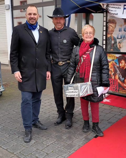 Chuck Norris Double auf dem Straßenfest in Pfungstadt