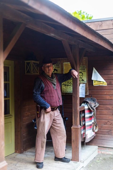 Das Offizielle Chuck Norris Double wird Ehrengast mit Hollywood Star Mark Ryan in der Westernstadt Basswood Grove