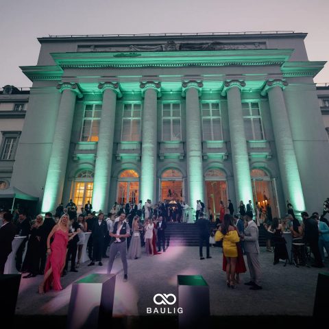 Chuck Norris Double Olinger Jean-Claude auf Hollywood-Party im Schloss Koblenz