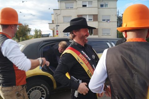 Offizieller Chuck Norris Double wird gebucht für das Cannstatter Volksfest