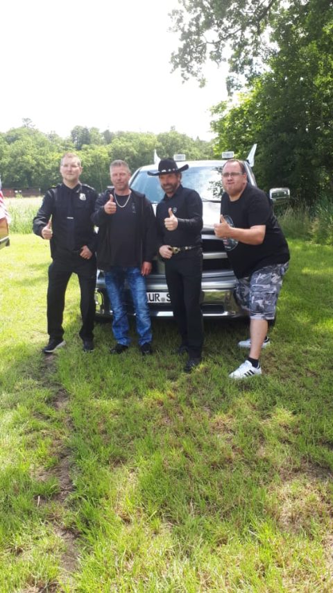 Chuck Norris Double in Ostfrießland bei der Dodge RAM Crew Ostfriesland