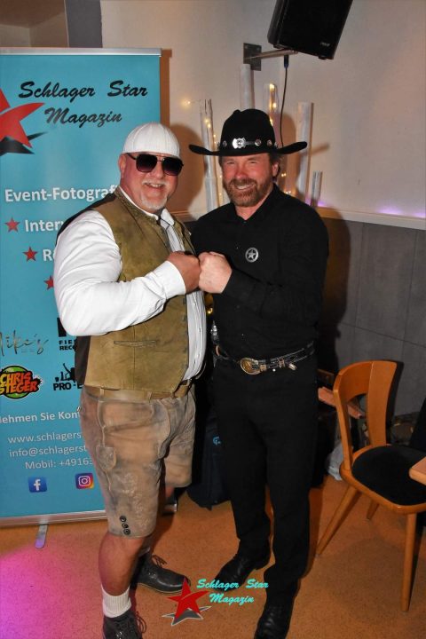 Chuck Norris Double für eine Charity Veranstaltung für Krebs kranke Kinder in Aachen.