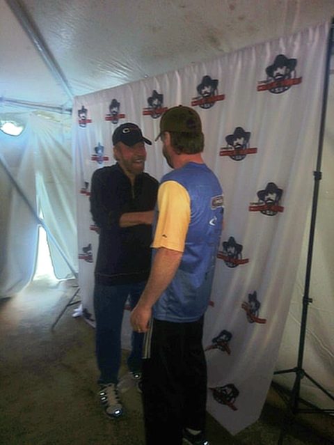 Das Offizielle Chuck Norris Double mit seinem Idol Chuck Norris in Texas Navasota.